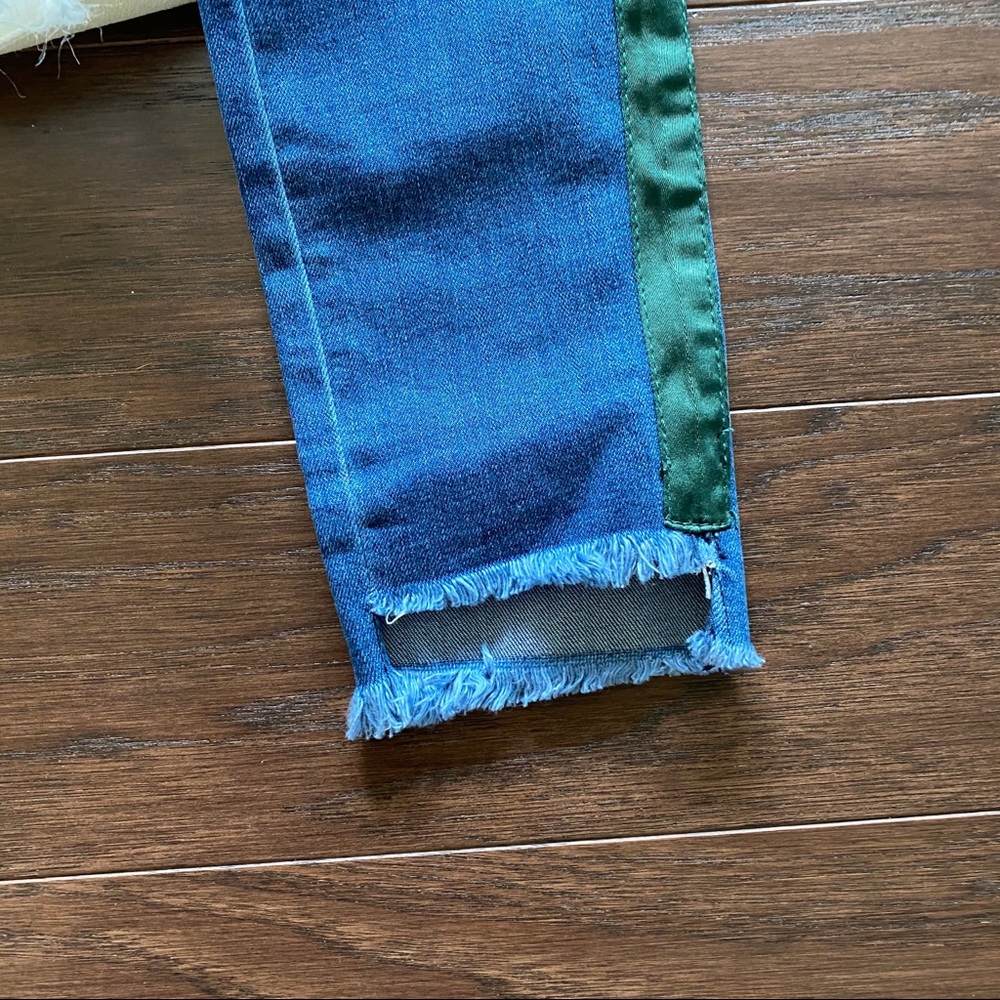 [Missguided Anarchy] Mid Rise Skinny Jean - Picture 2 of 6